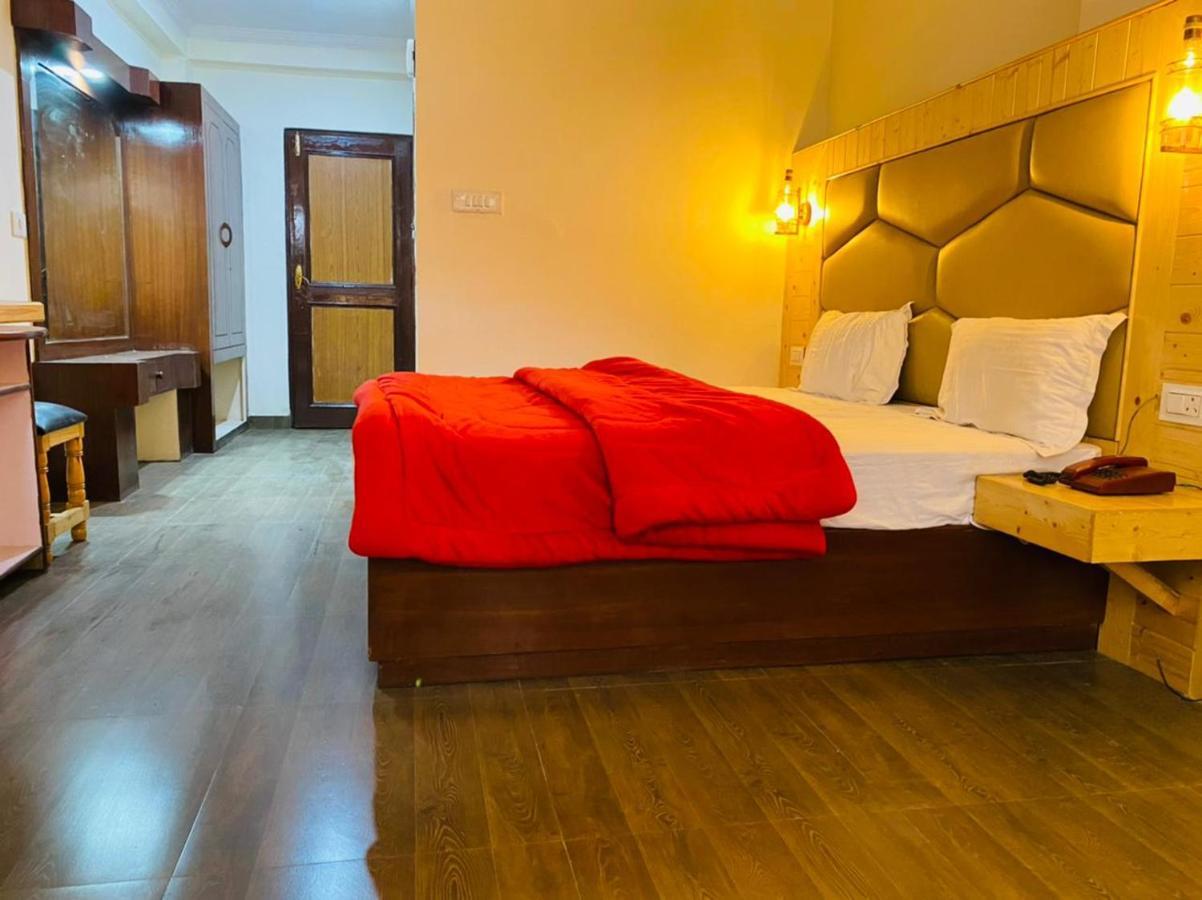 Hotel Hawa Mahal Manāli Exterior foto